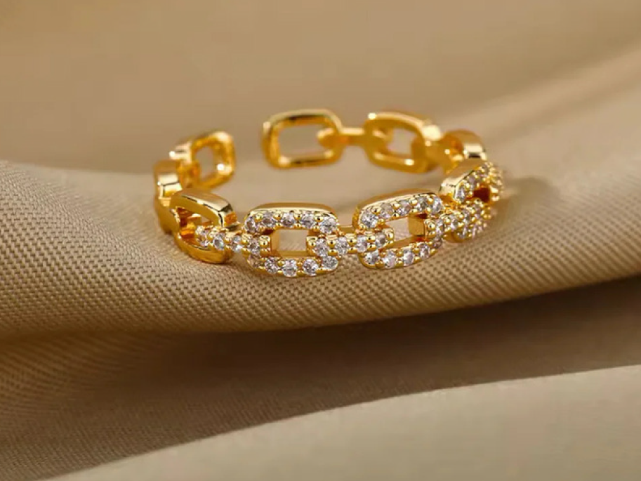 Chain-link-Ring
